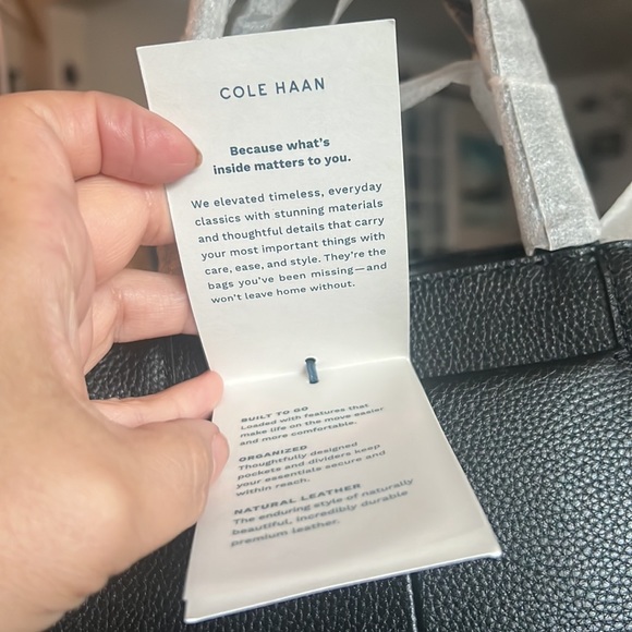 44 Cole Haan bucket bag - Picture 7 of 15